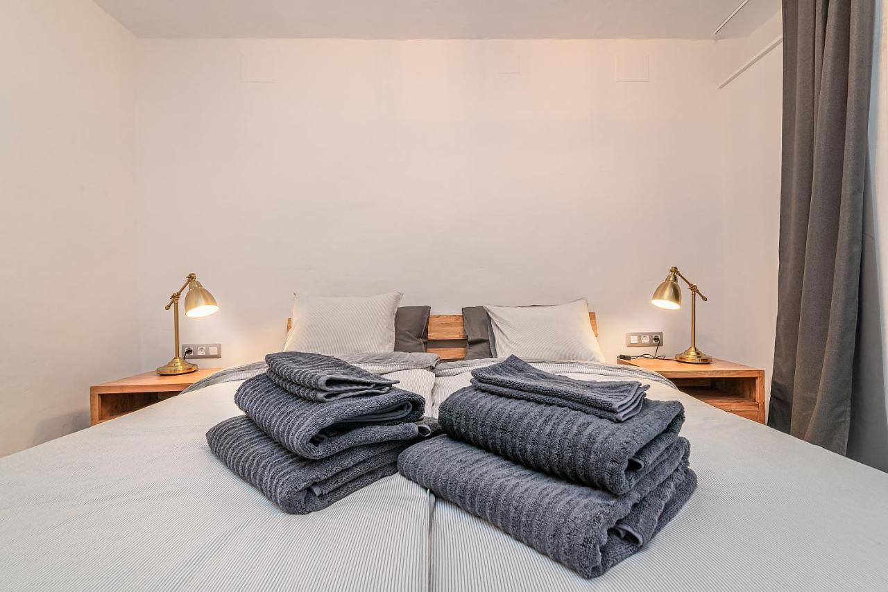 Mogan Luxury Apartment, Sea Views, Jacuzzi And Sauna. Екстериор снимка