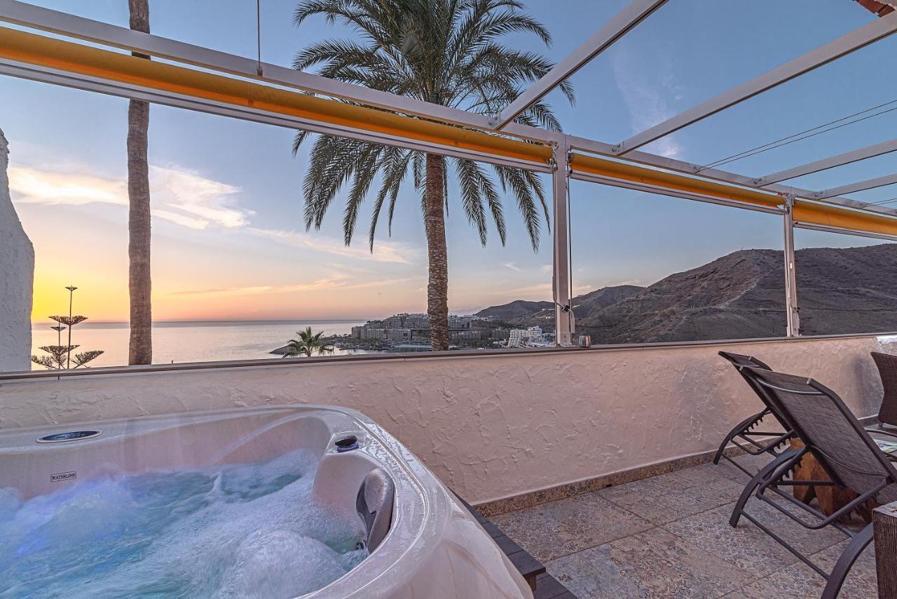 Mogan Luxury Apartment, Sea Views, Jacuzzi And Sauna. Екстериор снимка